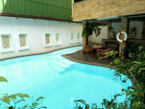 Hostal Thana Guesthouse