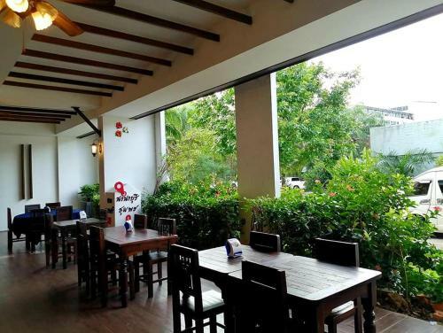 Nana Buri Hotel