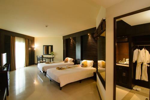 Hotel Novotel Chumphon Beach Resort And Golf