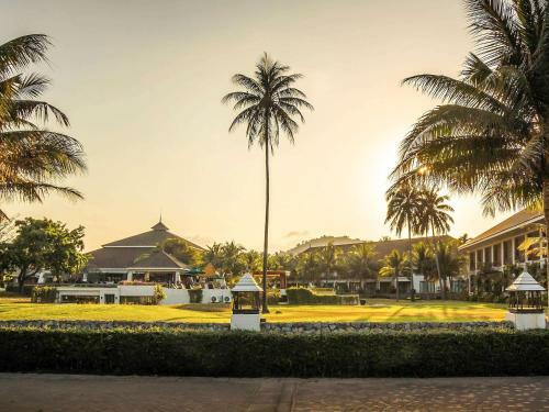 Hotel Novotel Chumphon Beach Resort And Golf