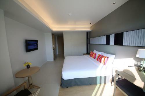 Hotel The Sun Xclusive
