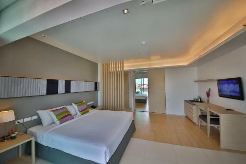 Hotel The Sun Xclusive