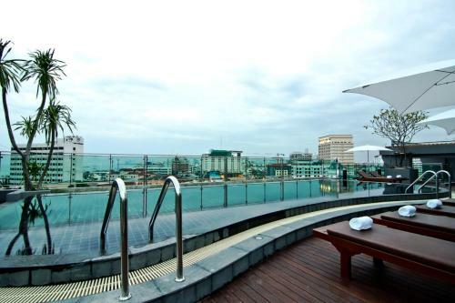 Hotel The Sun Xclusive