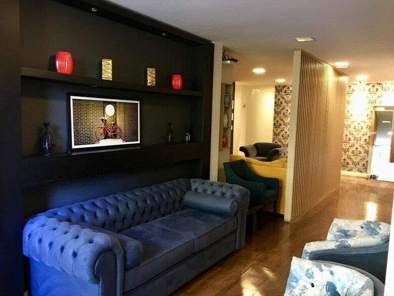 Eleganz Hostel & Suites