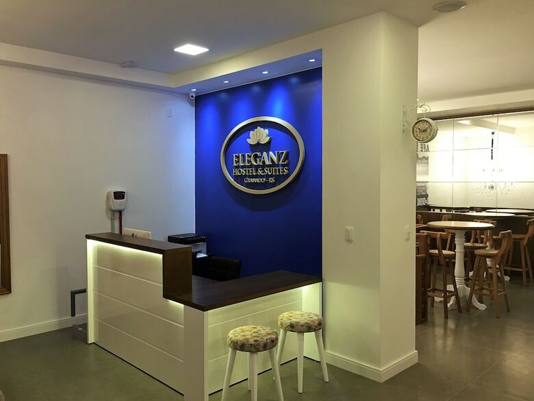 Eleganz Hostel & Suites