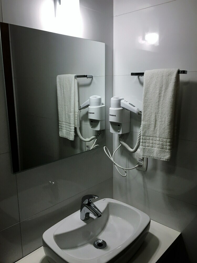 Eleganz Hostel & Suites