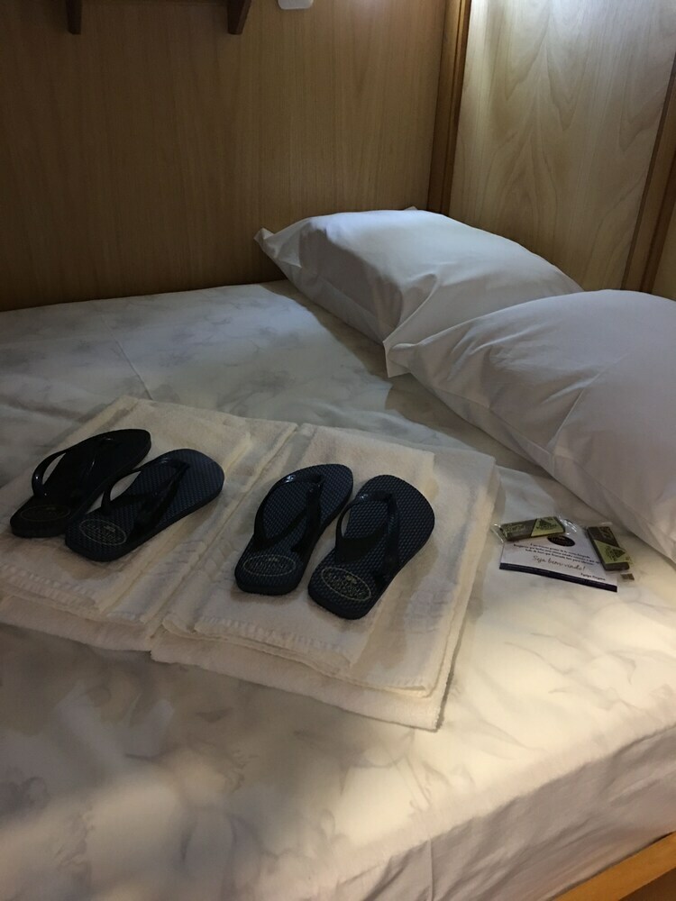 Eleganz Hostel & Suites