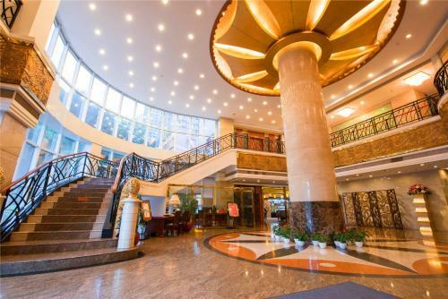 River Romance Hotel