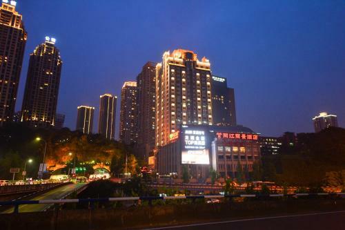 River Romance Hotel