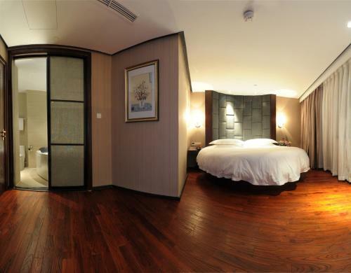 Byland World Hotel