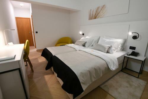 Aparthotel Milenij
