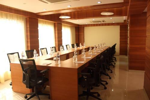 Hotel Pristine Residency