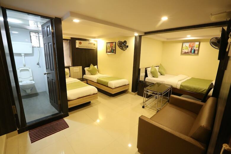 Hotel Happyland