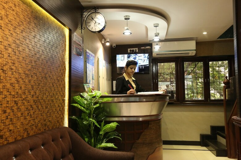 Hotel Happyland