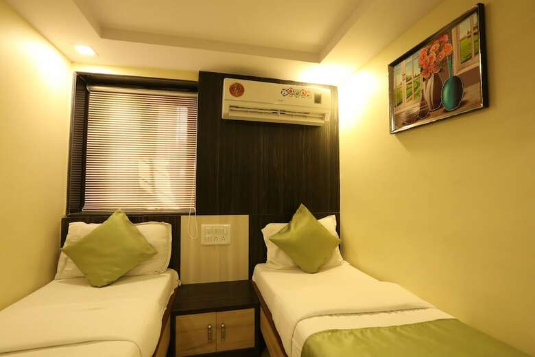 Hotel Happyland