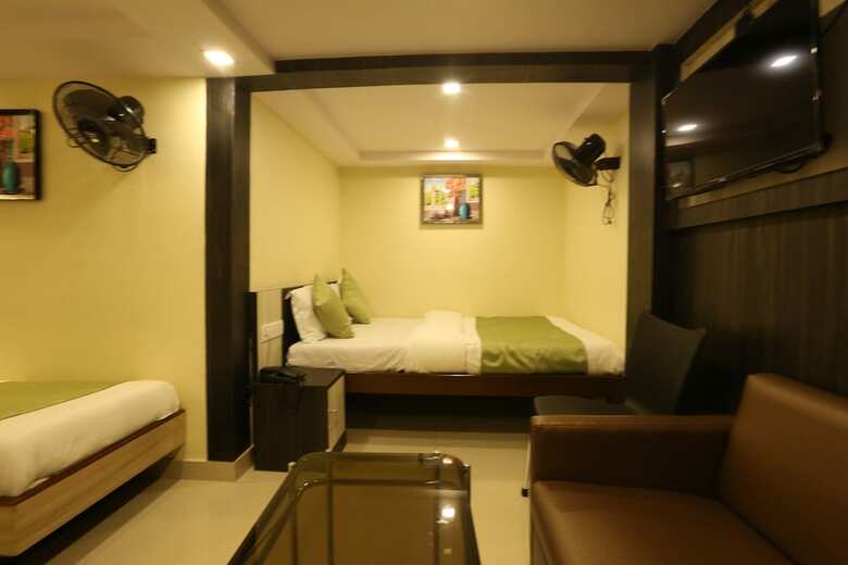 Hotel Happyland