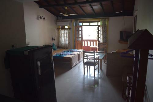 Hostal Bribon Guest House