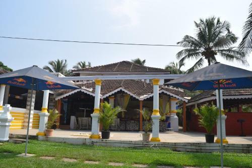 Hostal Bribon Guest House