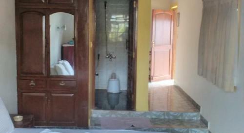 Hostal Bribon Guest House