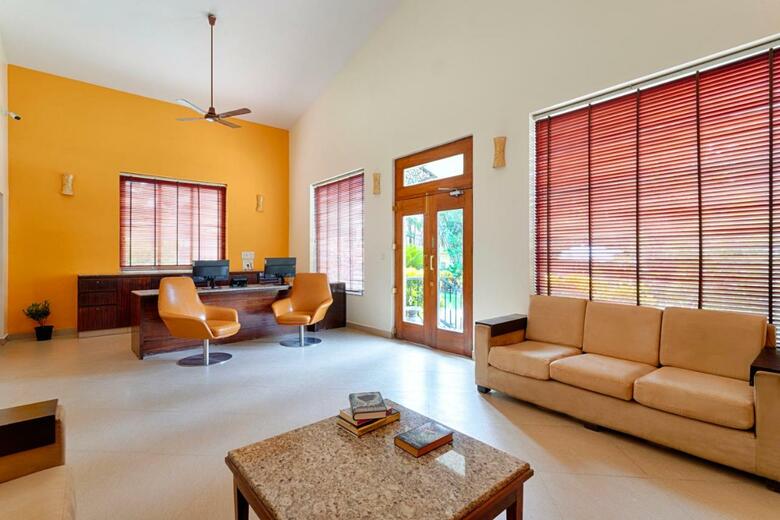 Hotel De Mandarin Beach Resort Suites & Villas, Candolim