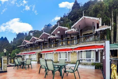 Summit Grace Hotel