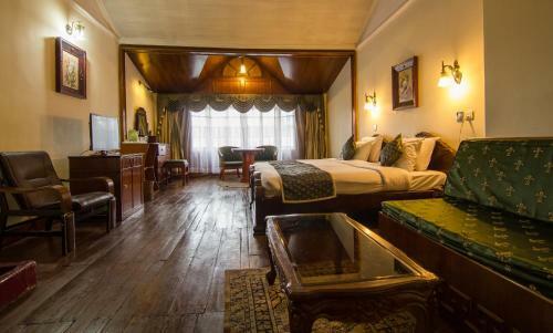 Hotel Central Heritage Resort
