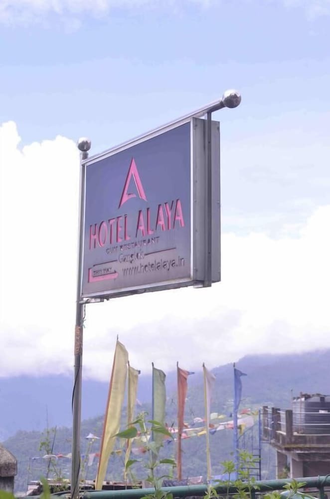 Hotel Alaya