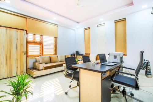 Fabhotel Prime Sr 1
