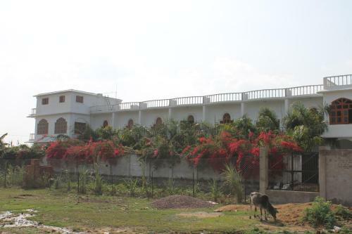 Hotel Isabel Palace