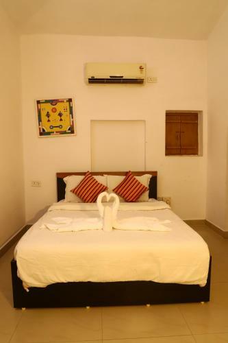 Hotel Tourist Village Khajuraho