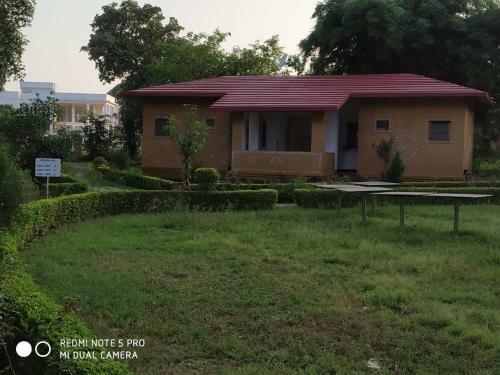 Hotel Tourist Village Khajuraho