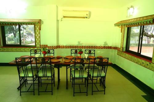 Hotel Tourist Village Khajuraho