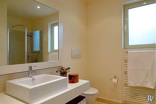 Porto Cheli Villa Sleeps 6 Pool Air Con