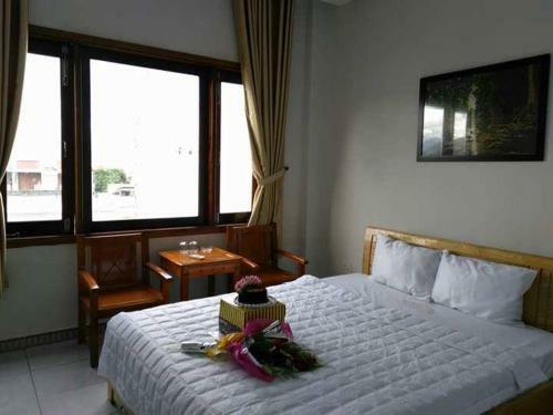 Bac Nam Central Station Hotel
