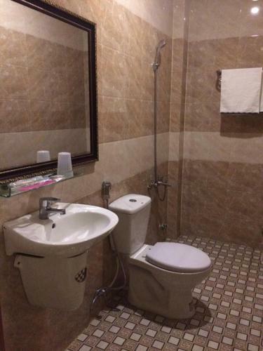 Bac Nam Central Station Hotel