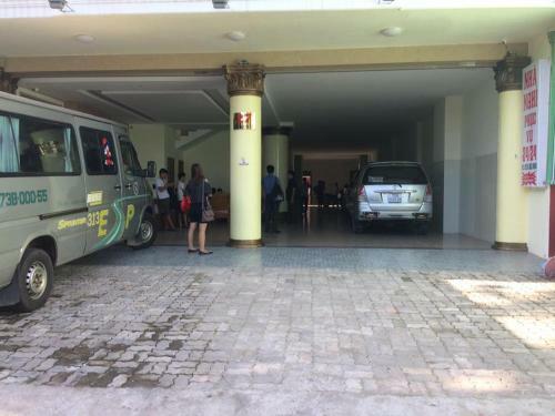 Bac Nam Central Station Hotel