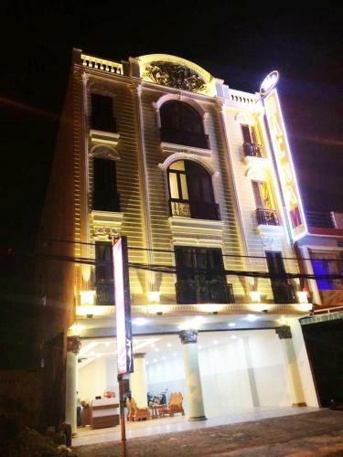 Bac Nam Central Station Hotel