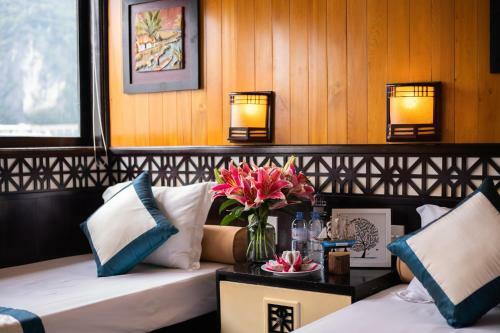 Swan Boutique Cruises