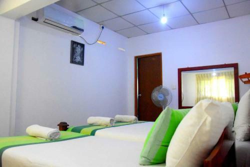 Hostal Villa Nature Park