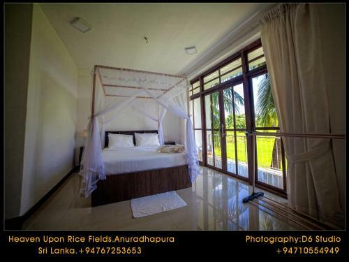 Bed & Breakfast Heaven Upon Rice Fields
