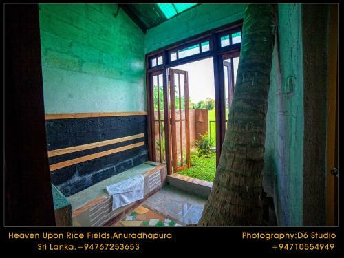 Bed & Breakfast Heaven Upon Rice Fields