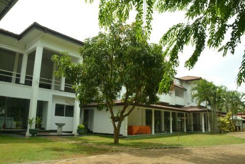 Hotel Hanoi Palace