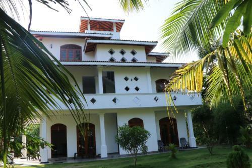 Hostal Villa Sureka