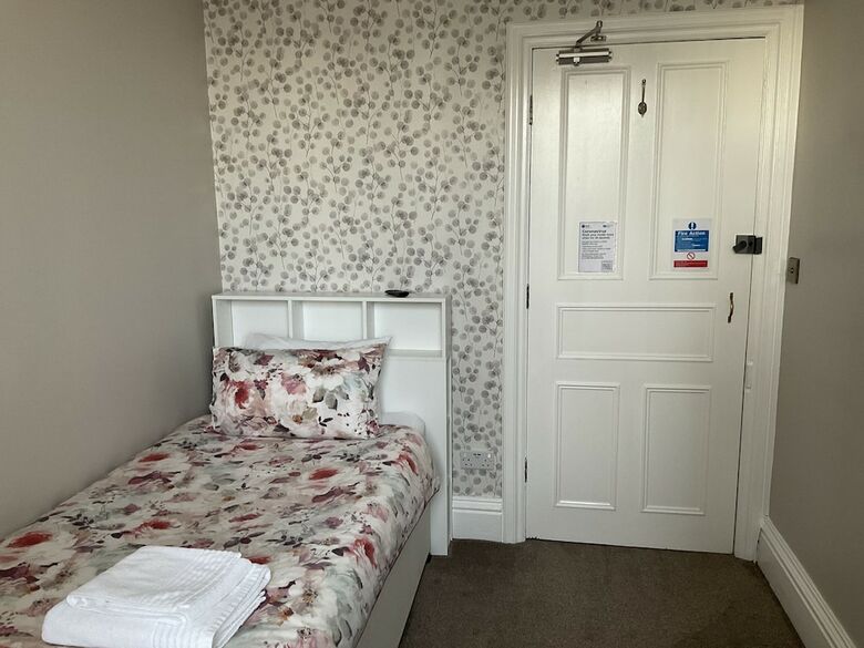 Hostal Glenora Guest House