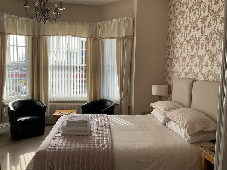 Hostal Glenora Guest House