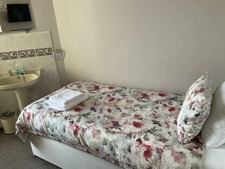 Hostal Glenora Guest House