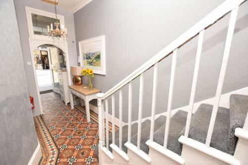 Tintagel Arms Hotel