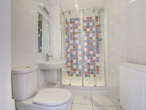 Cozy Apartment In Saundersfoot Near Beach