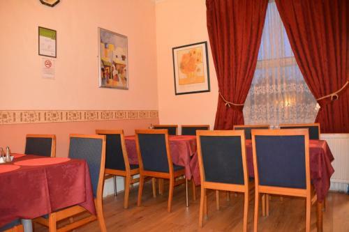 Hostal Bow Guest House