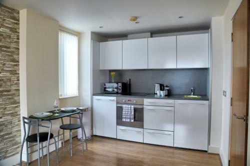 Empire Serviced Apartments